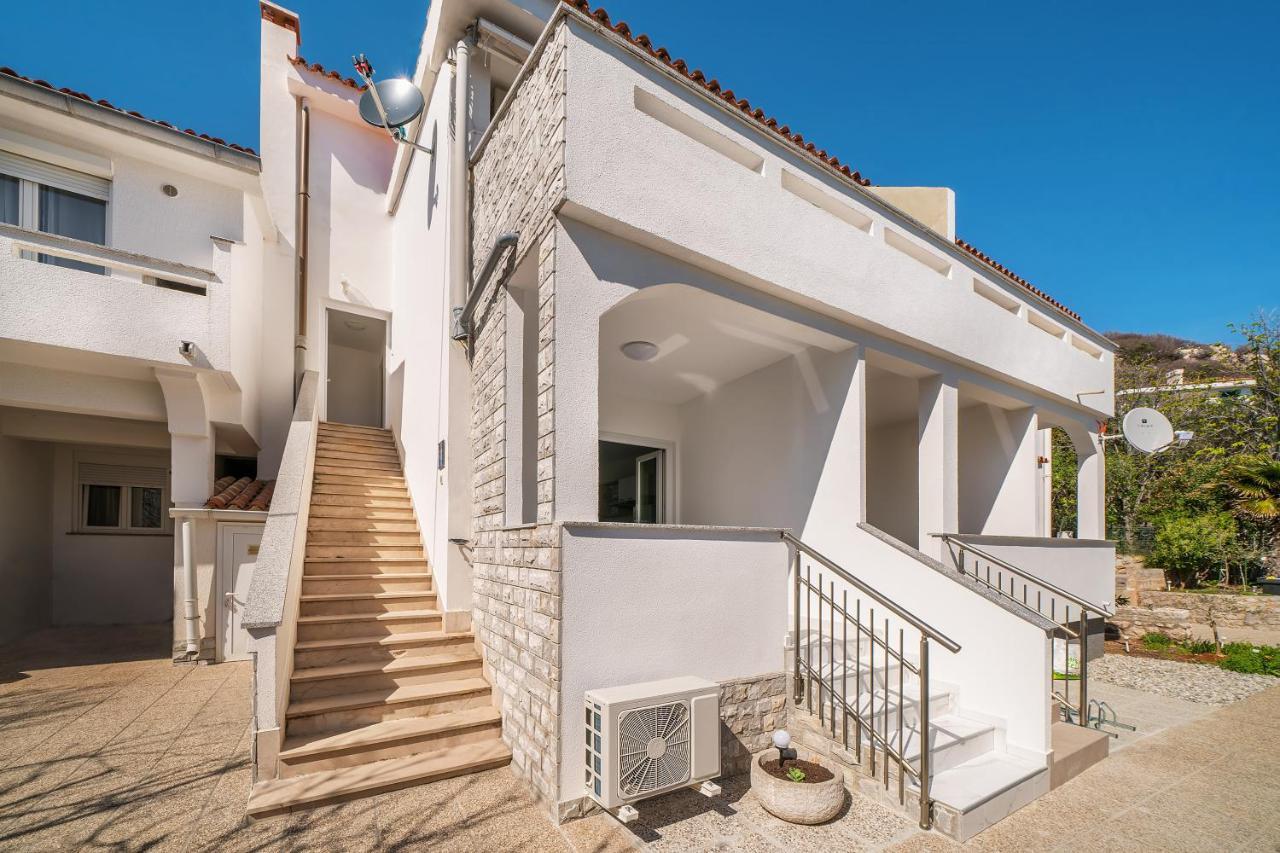 Apartments Kricin 14 Laura Baška Exterior foto